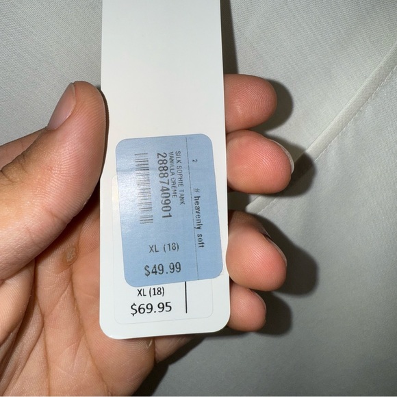 Women’s Soft Surrounding Cream Top SIZE XL - Picture 5 of 5